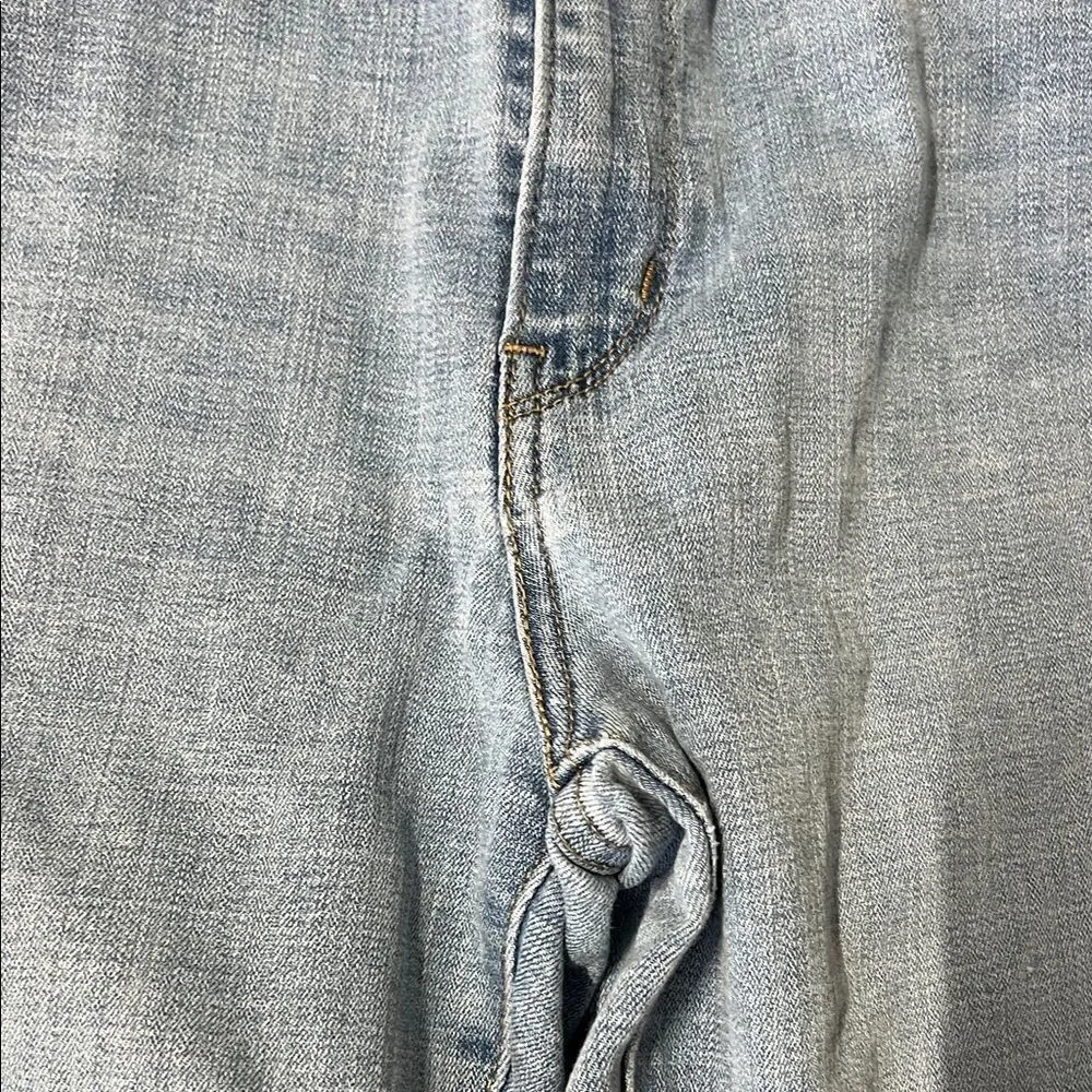 Classic Levi’s Blue Men's Straight Jeans